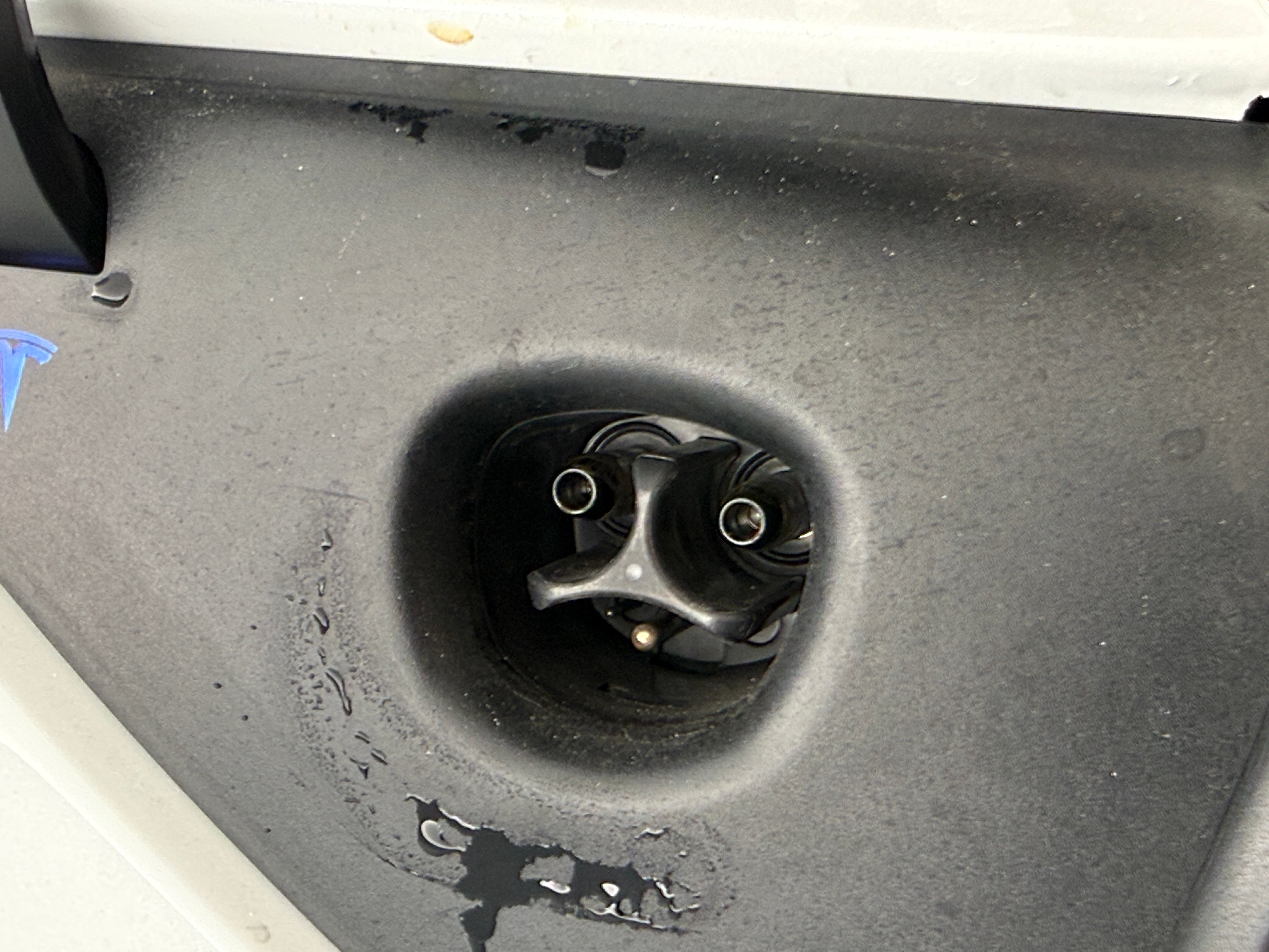 tesla model y 2023 7SAYGDEF4PF764693 image tesla model y 2023 7SAYGDEF4PF764693 image